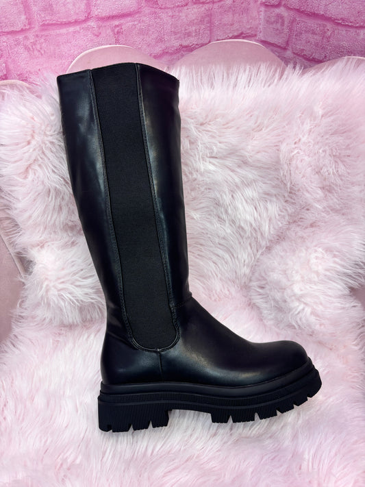 High Black Boots